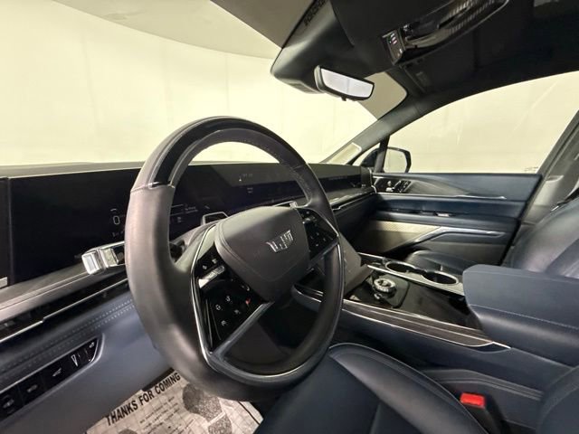 Certified 2025 Cadillac Escalade IQ Sport 2 AWD/4WD image 6