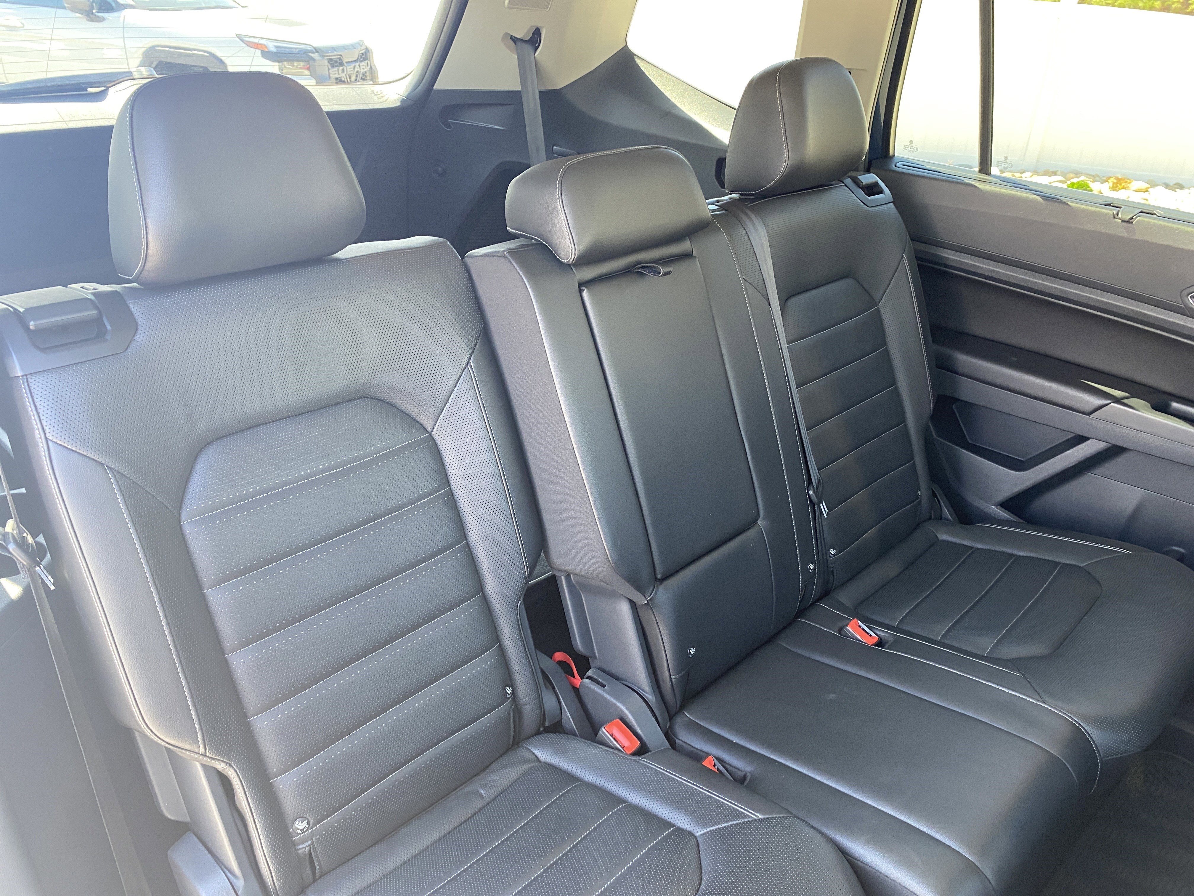 Used 2018 Volkswagen Atlas SEL Premium image 33