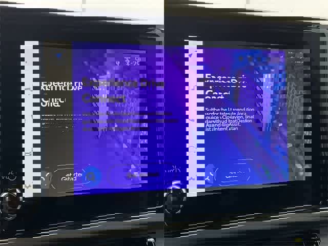 Used 2025 Toyota Camry SE image 22