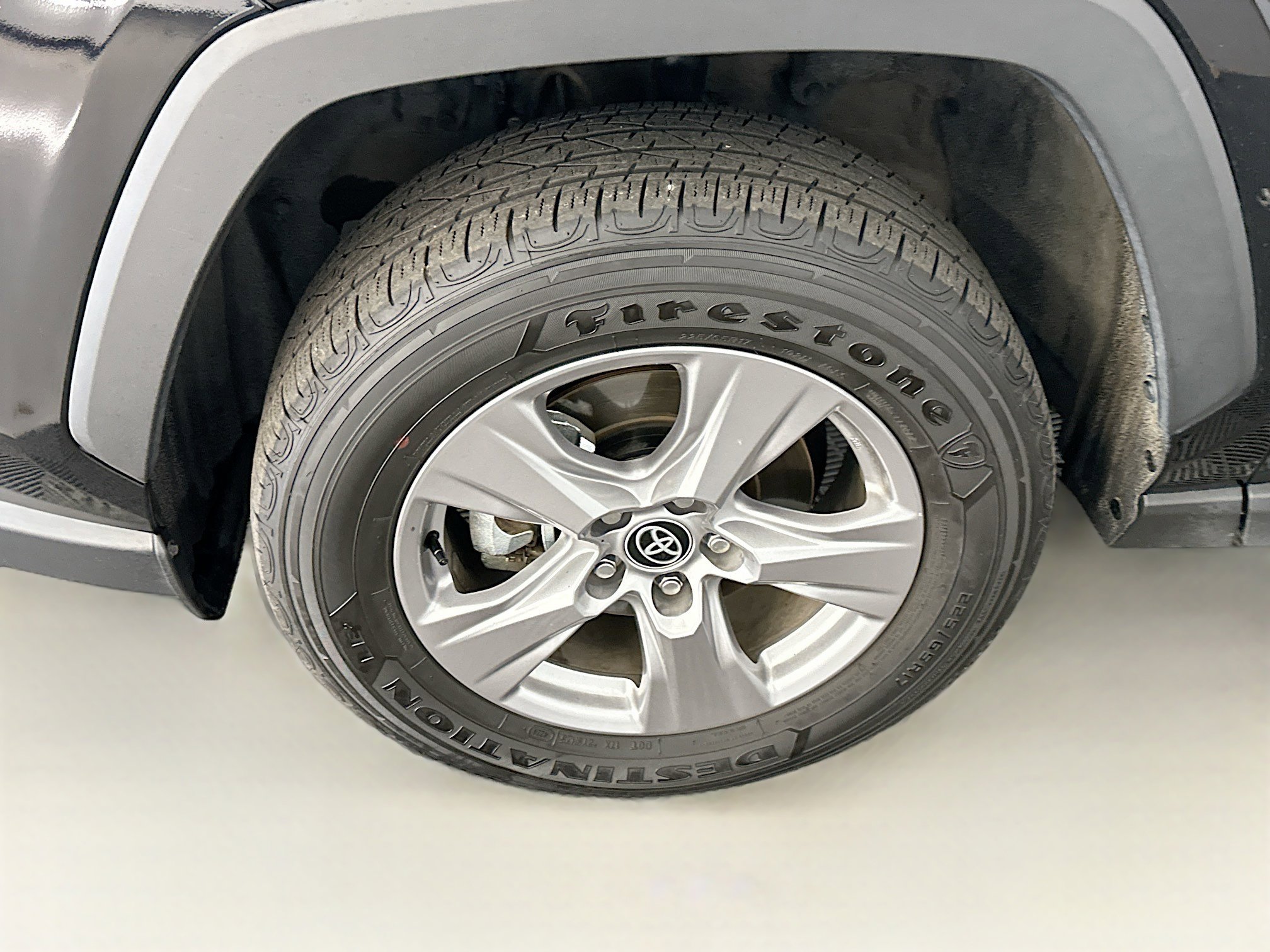 Used 2025 Toyota RAV4 XLE image 11