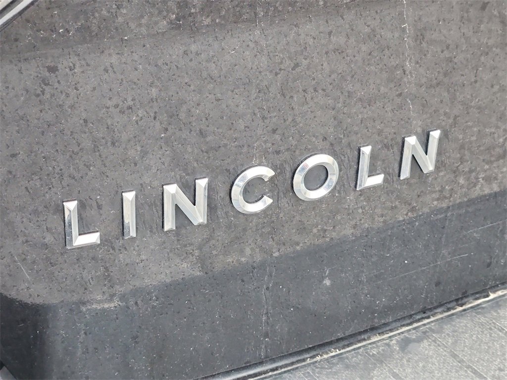 Used 2013 Lincoln MKX AWD image 27
