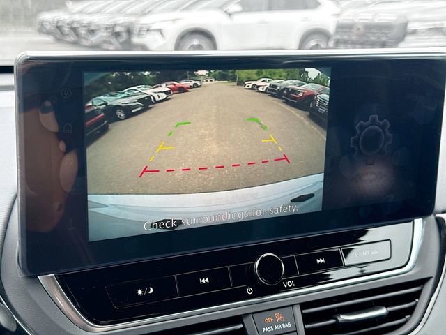 New 2025 Nissan Altima 2.5 SR w/ SR Premium Package image 10