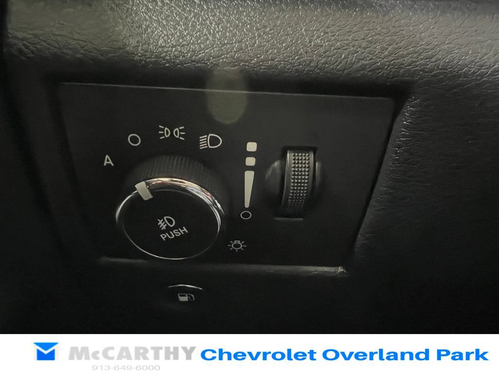 Used 2015 Jeep Grand Cherokee Overland AWD/4WD image 18