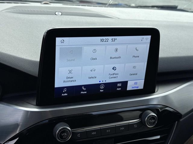 Certified 2021 Ford Escape Titanium image 11