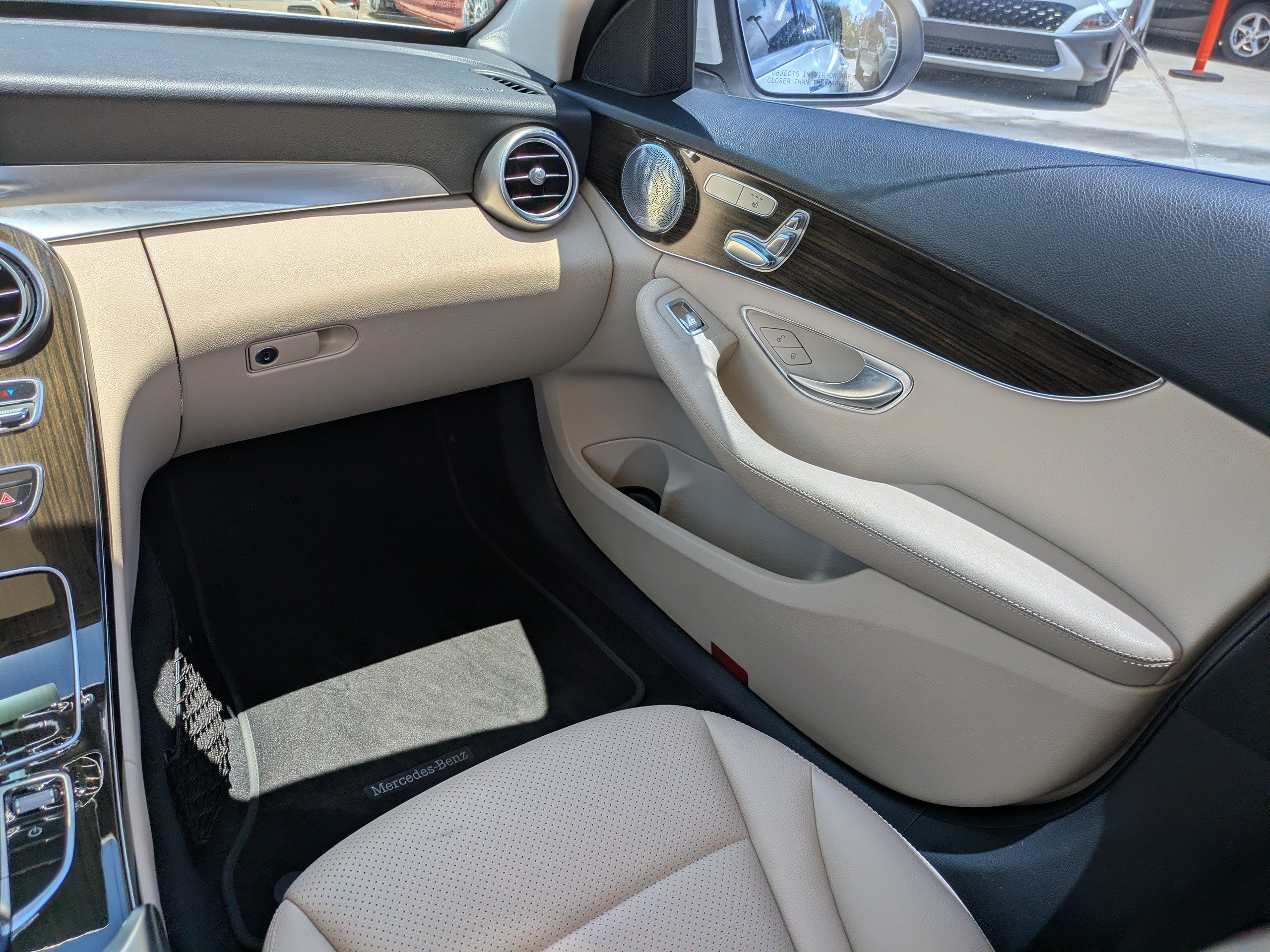 Used 2018 Mercedes-Benz C 300 Sedan image 15
