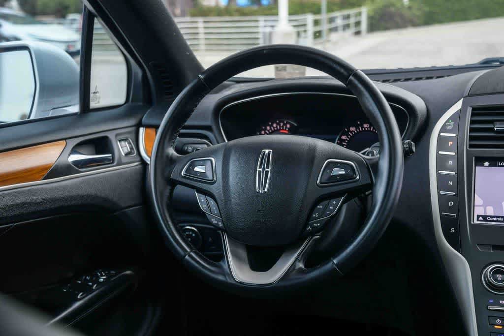 Used 2017 Lincoln MKC Reserve AWD/4WD image 12