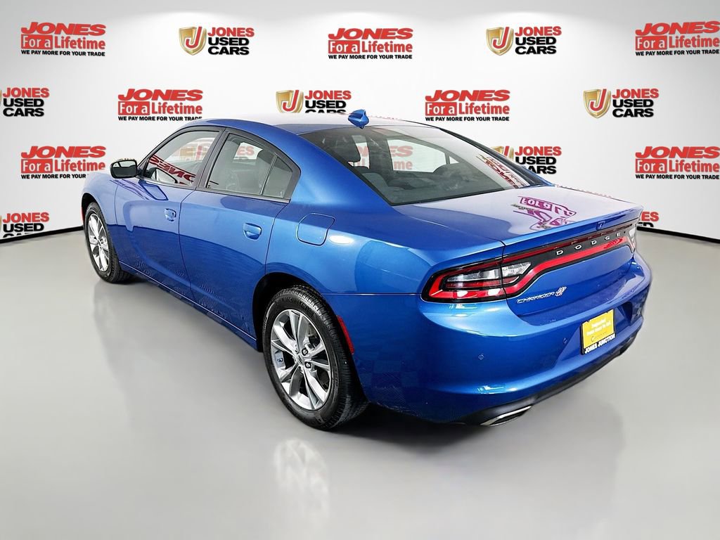 Used 2023 Dodge Charger SXT image 2
