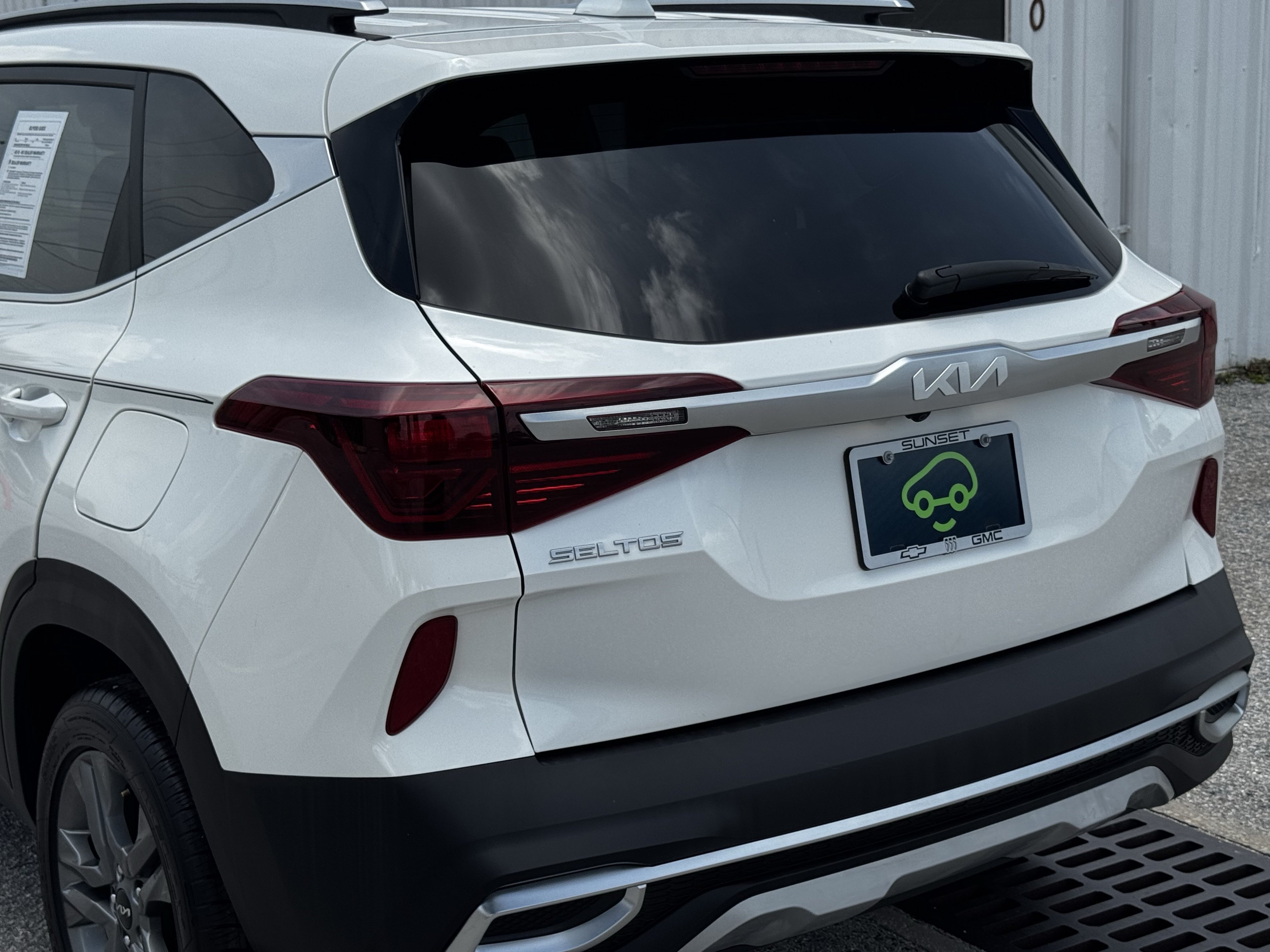 Used 2022 Kia Seltos S FWD image 10