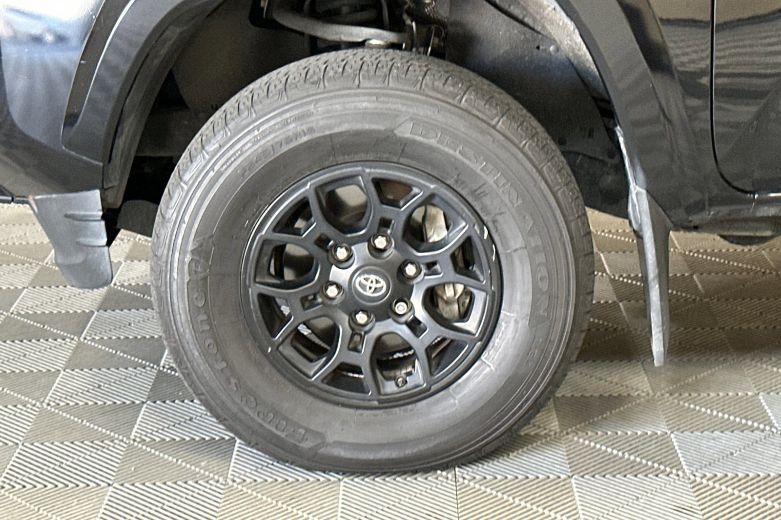 Used 2019 Toyota Tacoma SR5 image 40