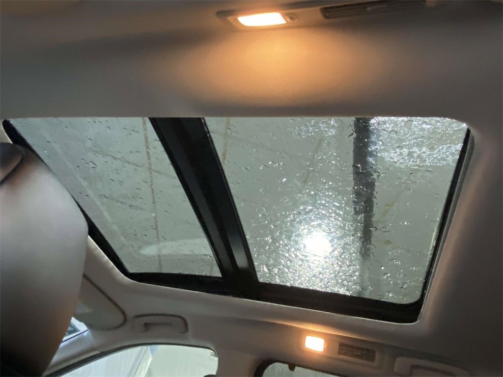 Used 2024 Nissan Pathfinder Platinum w/ Cargo Package image 12