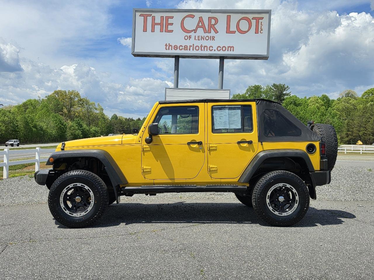 Used 2008 Jeep Wrangler Unlimited X RWD image 2