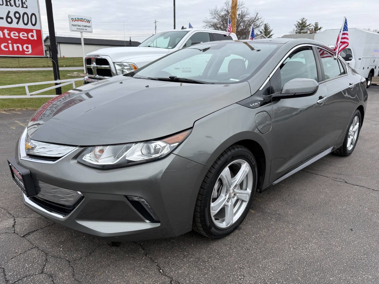 Used 2017 Chevrolet Volt LT image 2
