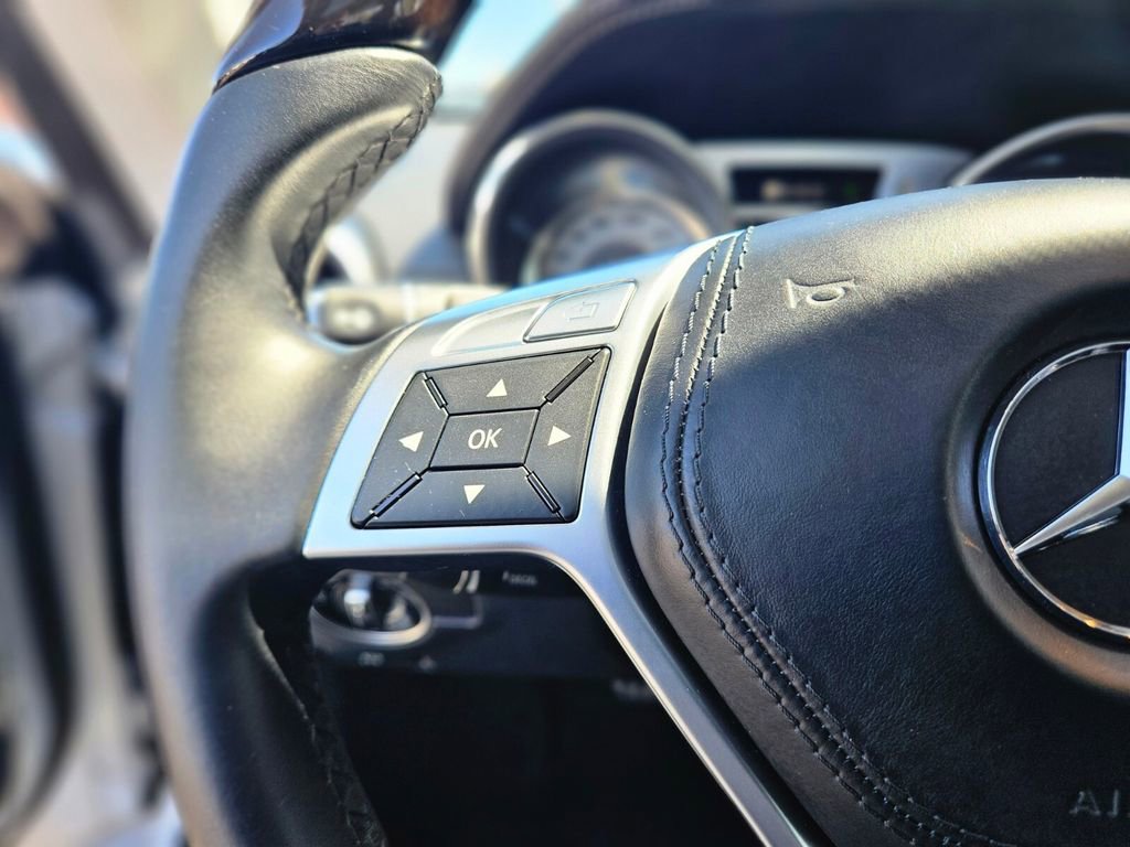 Certified 2016 Mercedes-Benz SL 400 image 23