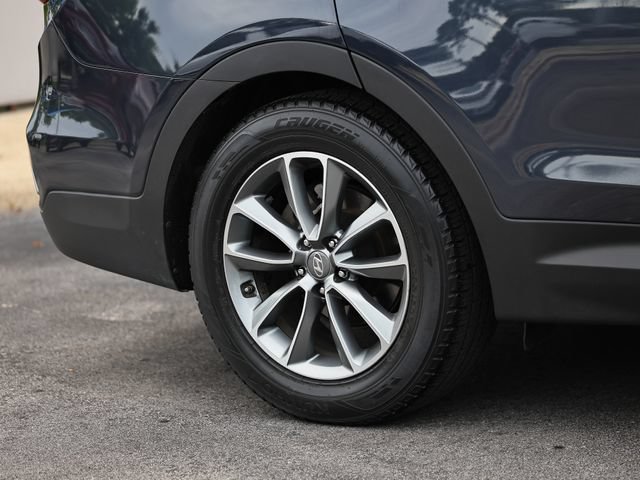 Used 2019 Hyundai Santa Fe XL SE w/ SE Premium Package 02 FWD image 6