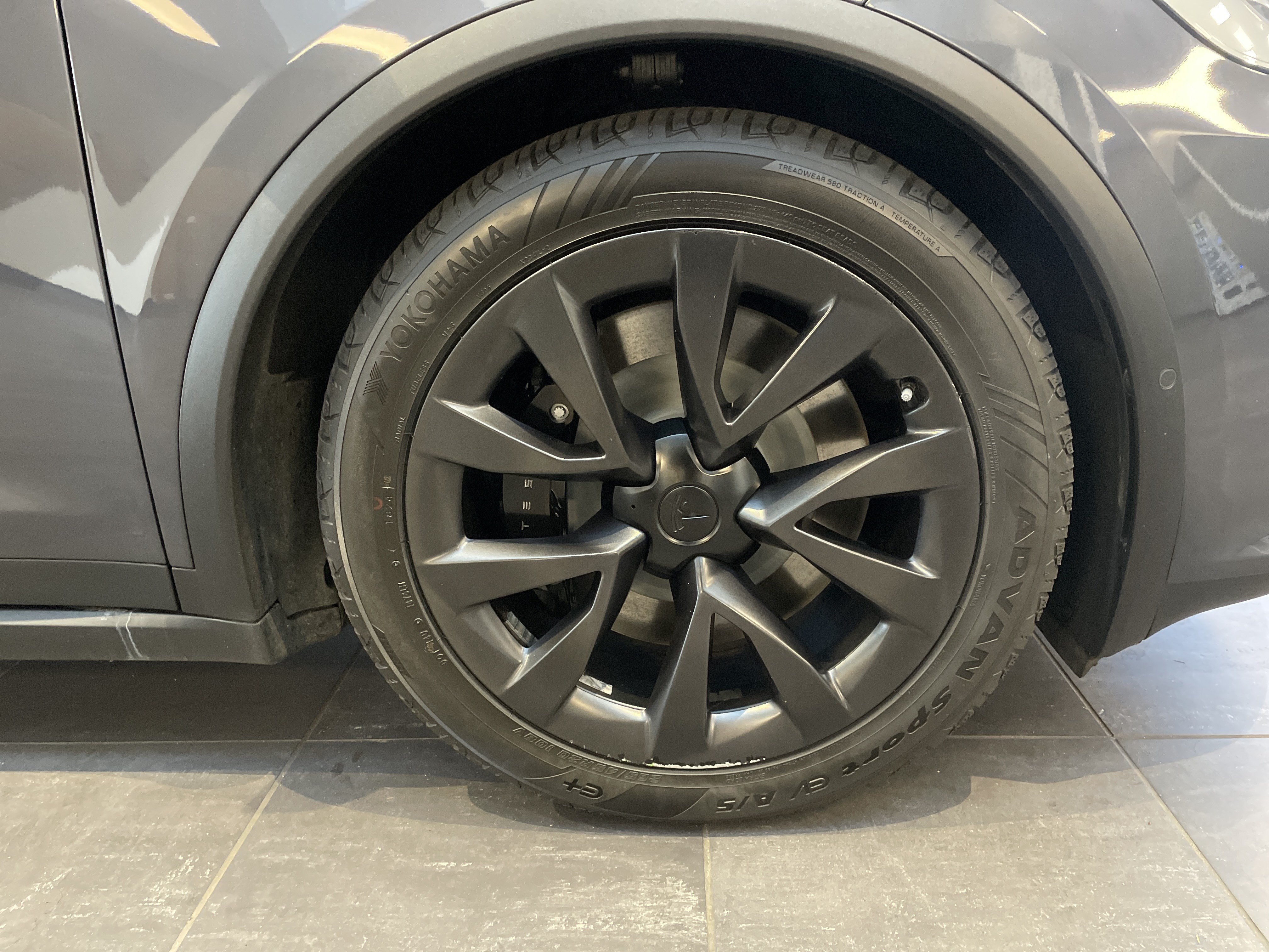 Used 2023 Tesla Model X AWD/4WD image 12