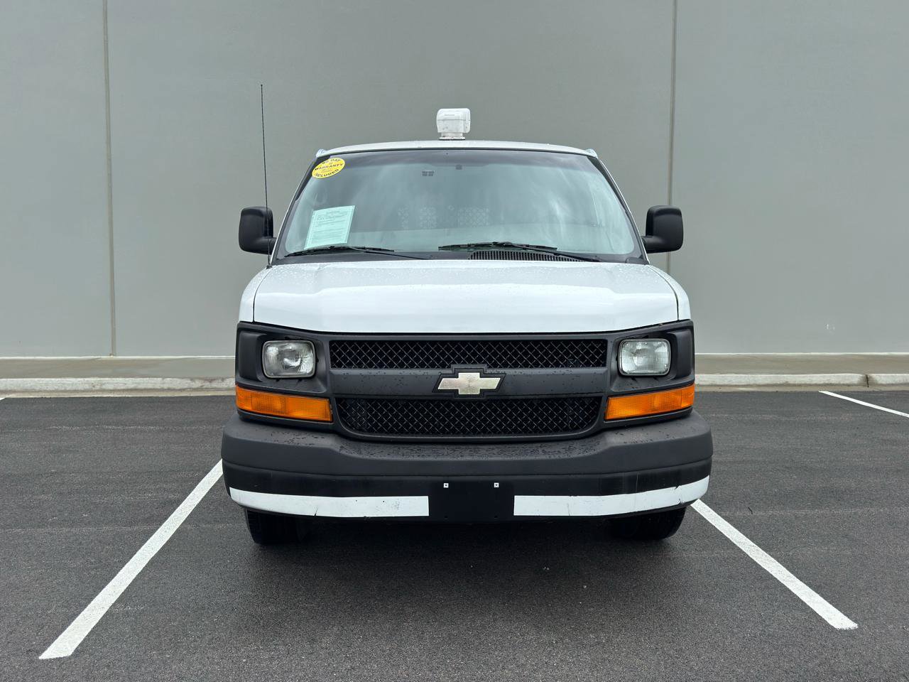 Used 2013 Chevrolet Express 1500 RWD image 10