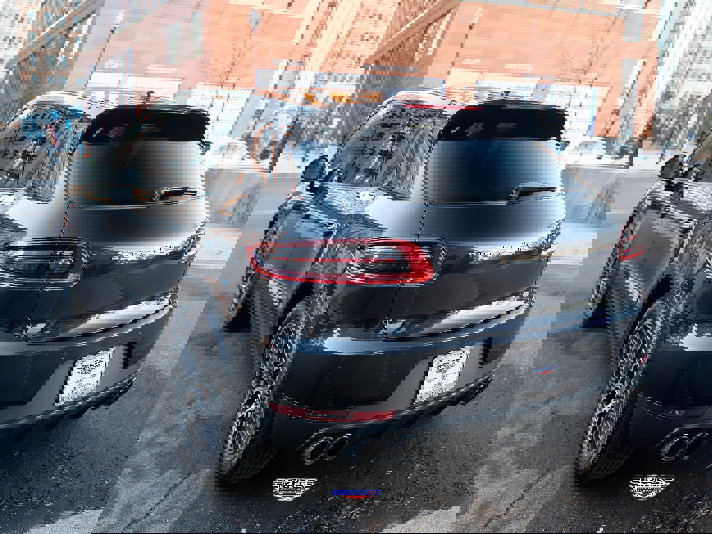 Used 2018 Porsche Macan Sport Edition image 5