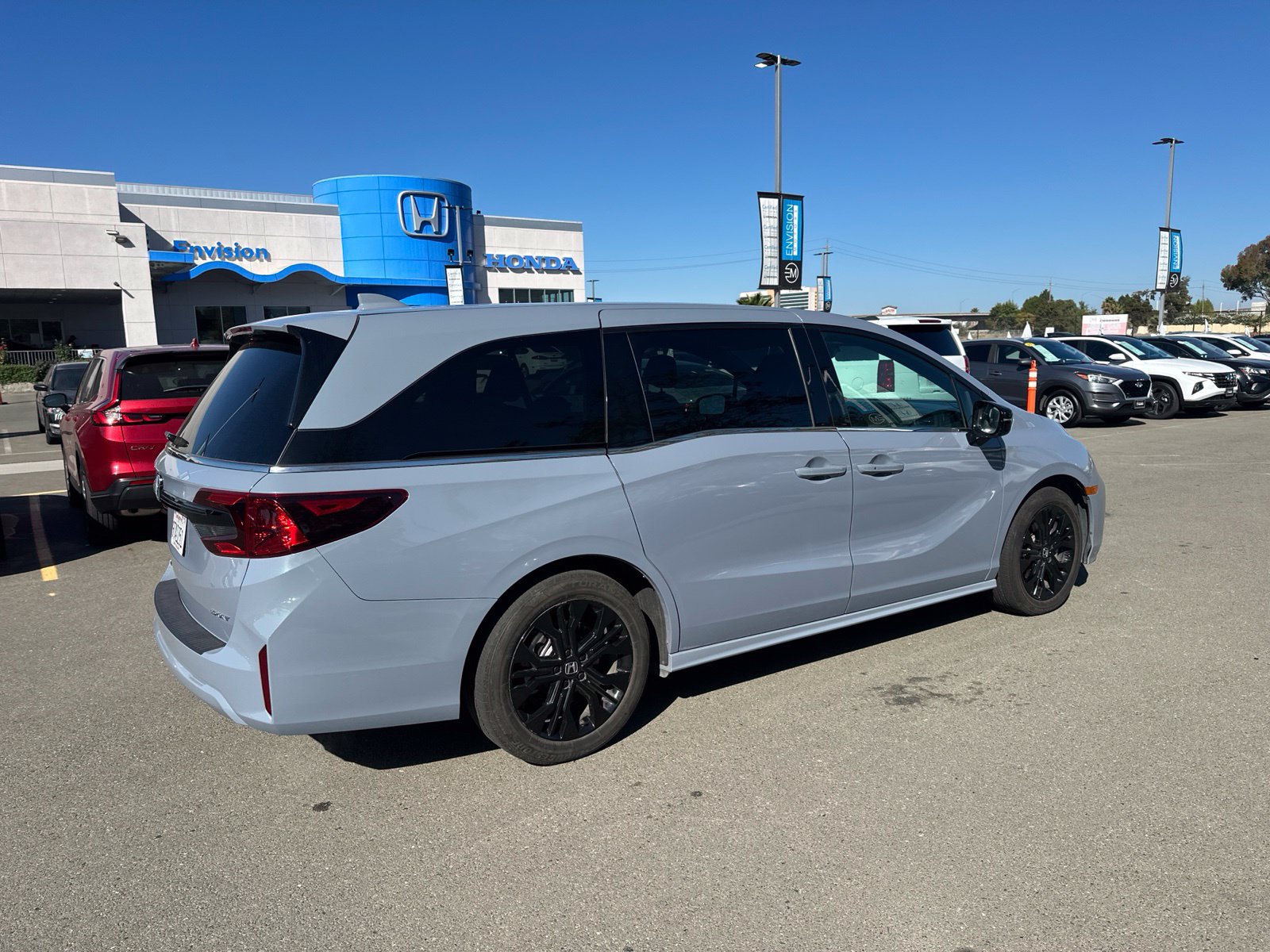 Used 2025 Honda Odyssey Sport-L image 3
