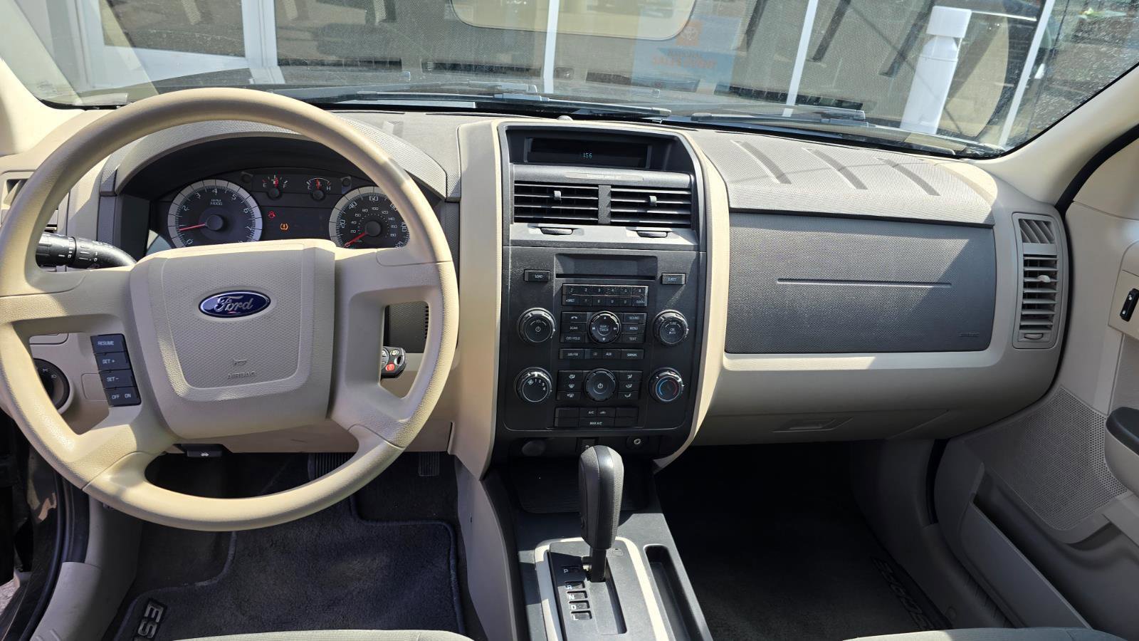 Used 2009 Ford Escape XLS FWD image 5