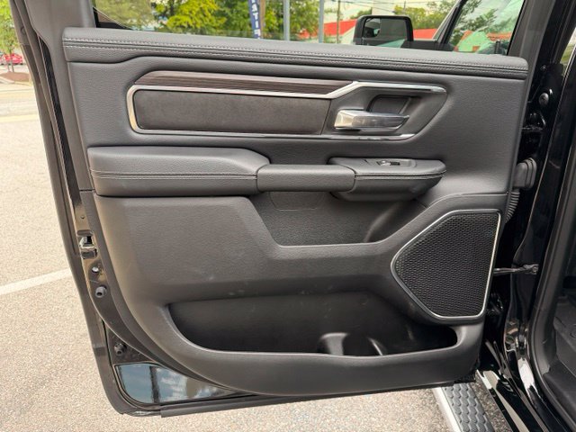 Used 2026 RAM 1500 Laramie w/ Sport Appearance Package AWD/4WD image 15