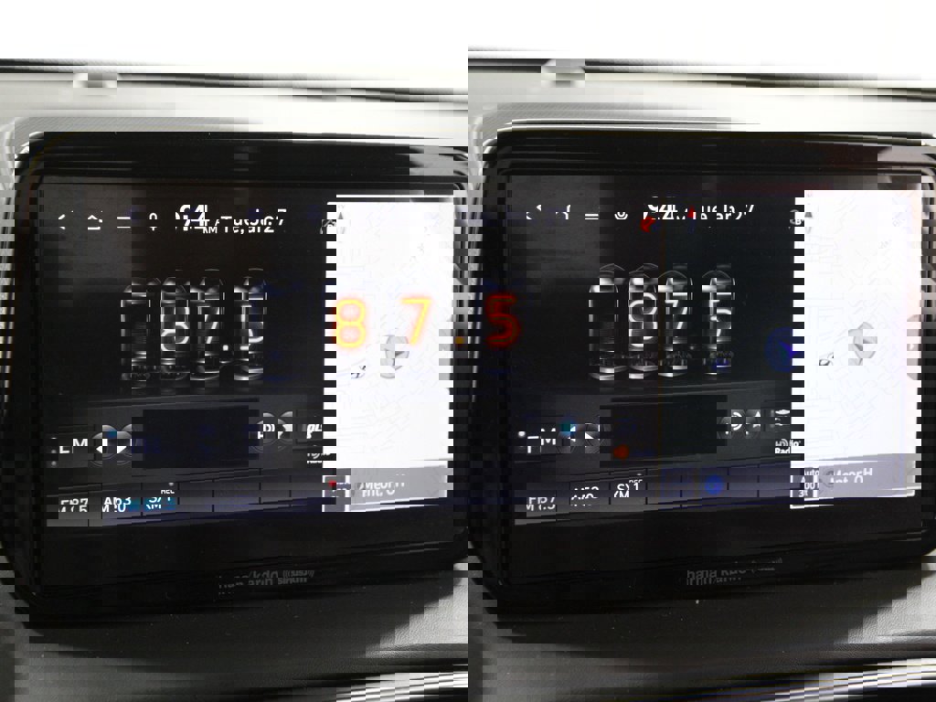 Certified 2022 Hyundai Santa Fe Limited w/ Cargo Package image 11