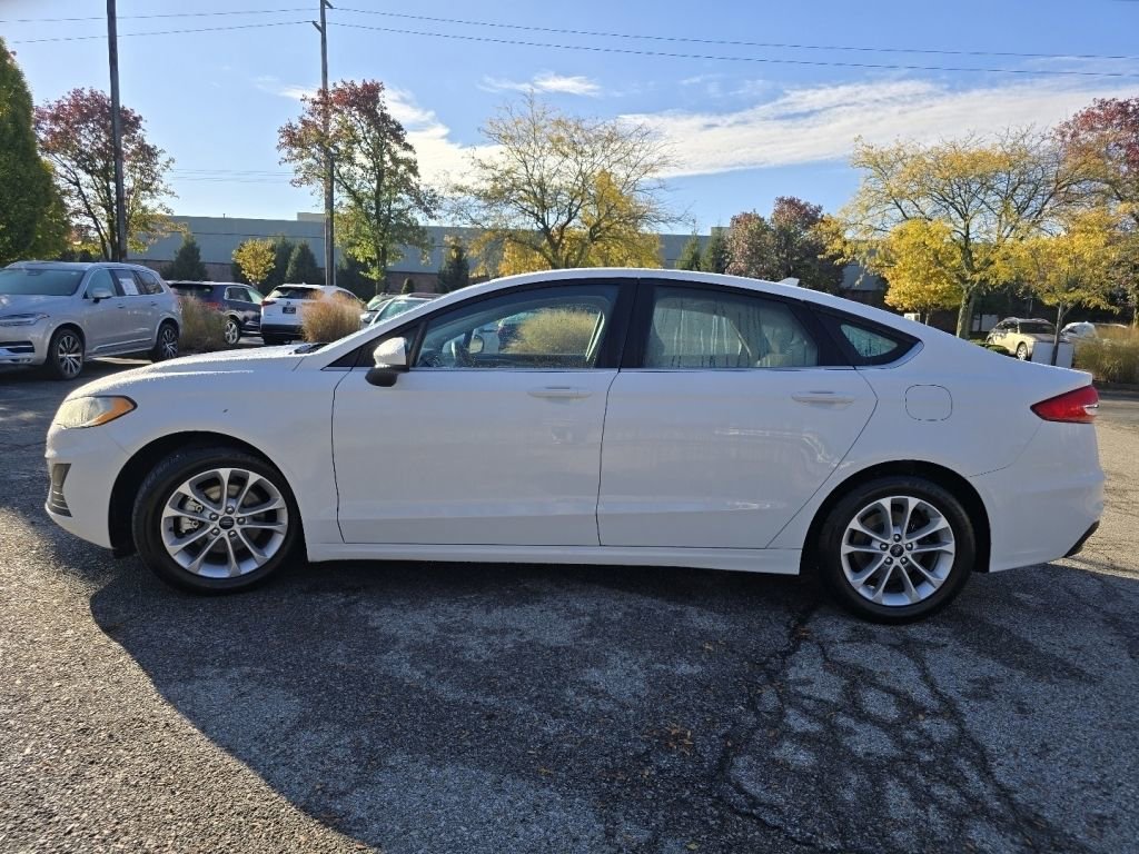 Used 2020 Ford Fusion SE image 12