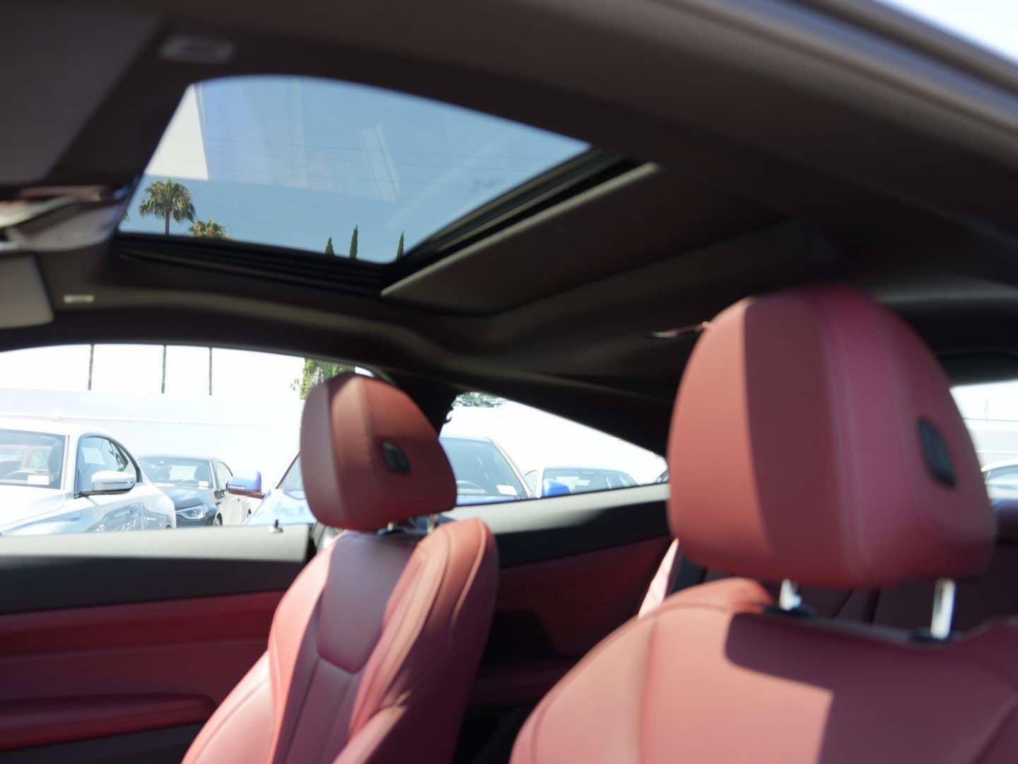 Used 2026 BMW 430i Coupe w/ M Sport Package RWD image 12