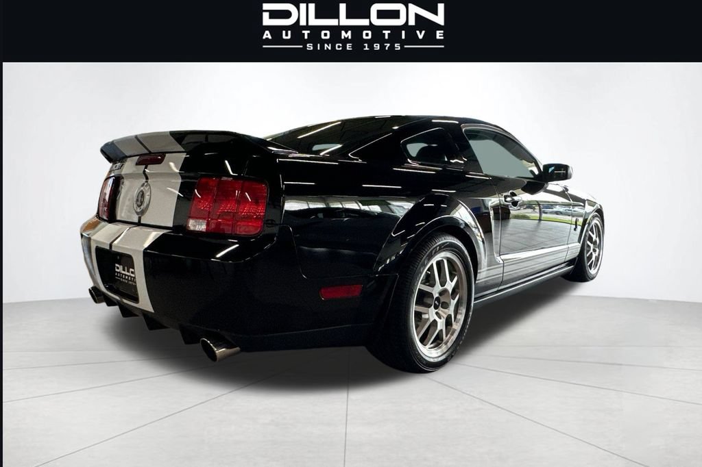 Used 2009 Ford Mustang Shelby GT500 RWD image 4