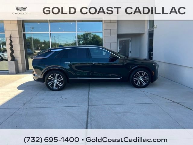 Certified 2024 Cadillac Lyriq Luxury w/ LPO, Floor Liner Package AWD/4WD image 4