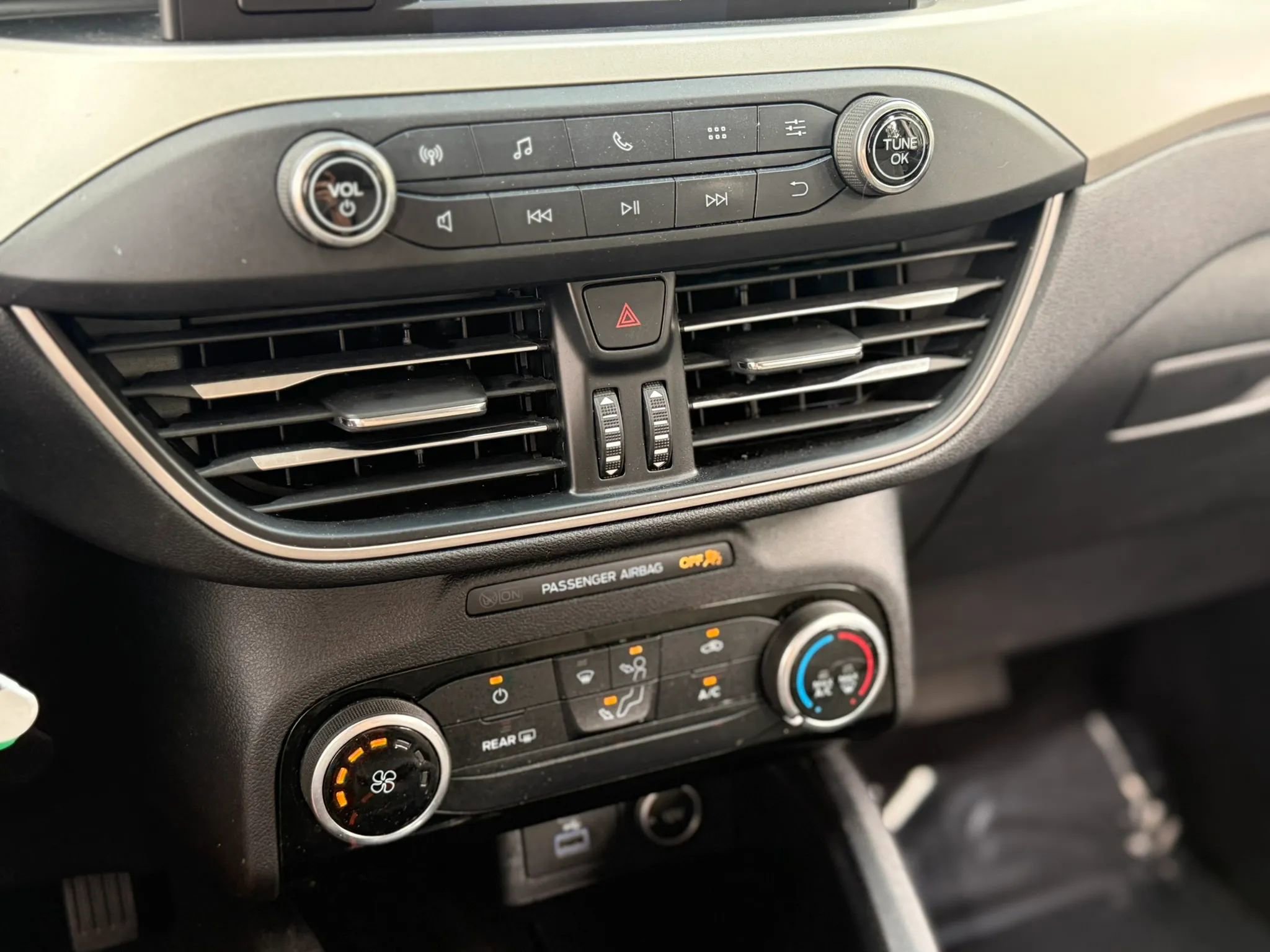 Used 2021 Ford Escape S image 22