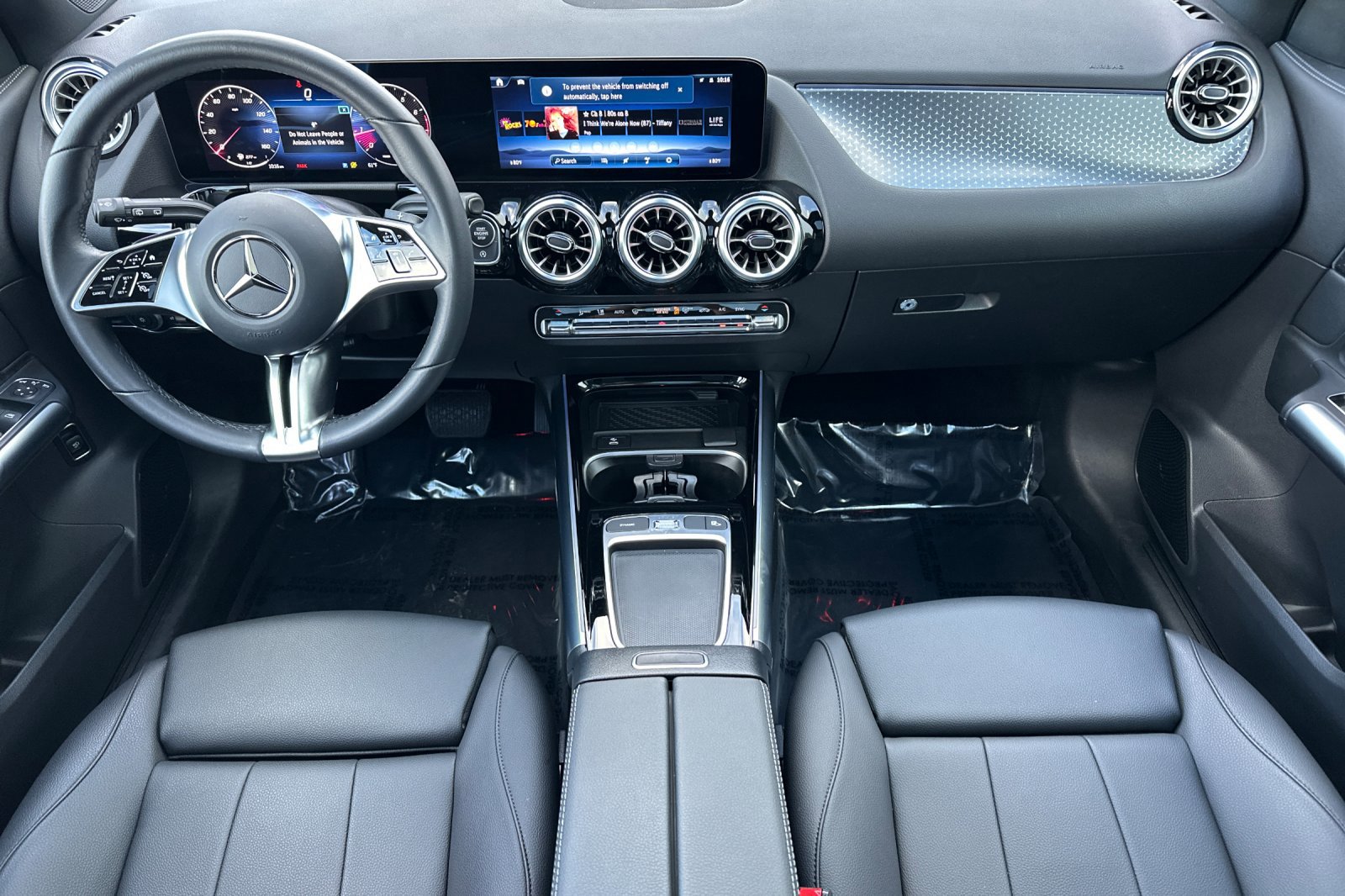 Used 2025 Mercedes-Benz GLA 250 4MATIC image 13