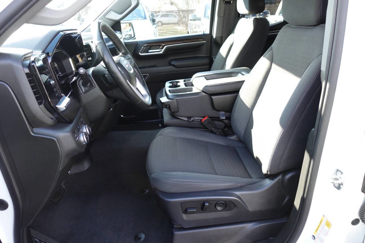 Used 2023 GMC Sierra 1500 Elevation AWD/4WD image 17