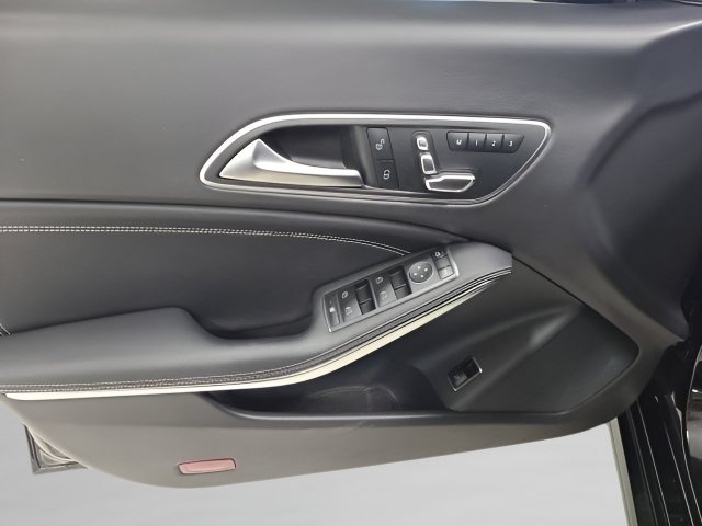 Used 2019 Mercedes-Benz CLA 250 4MATIC image 20