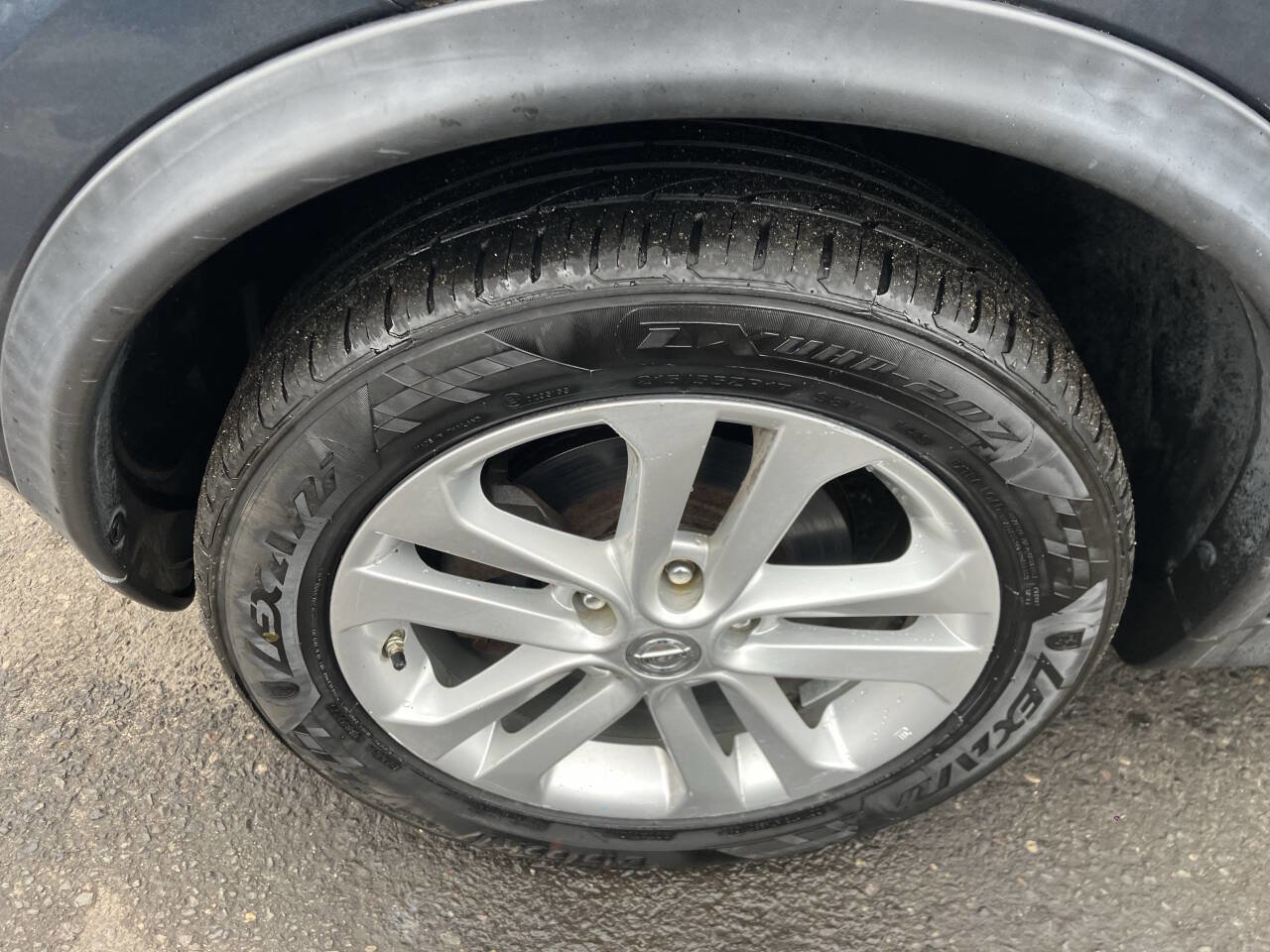 Used 2011 Nissan Juke SL image 14