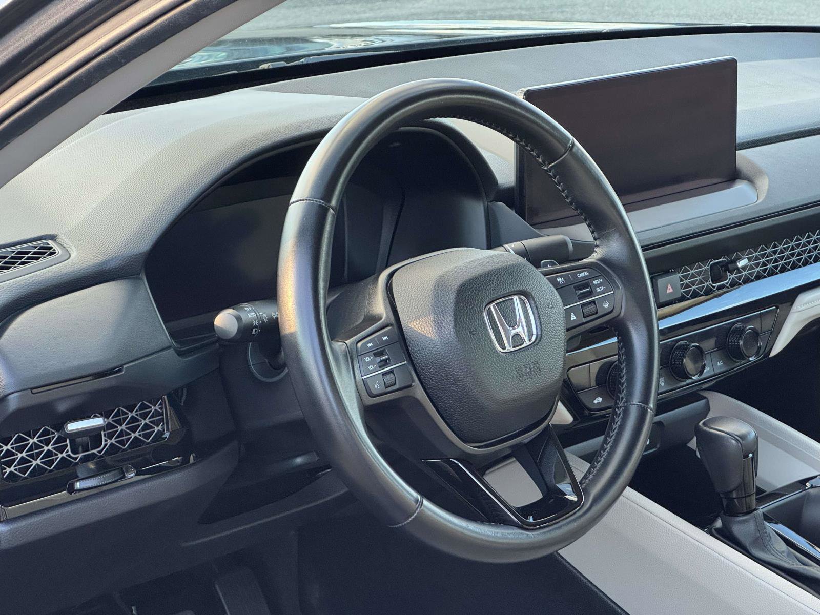 Certified 2025 Honda Accord EX-L image 12