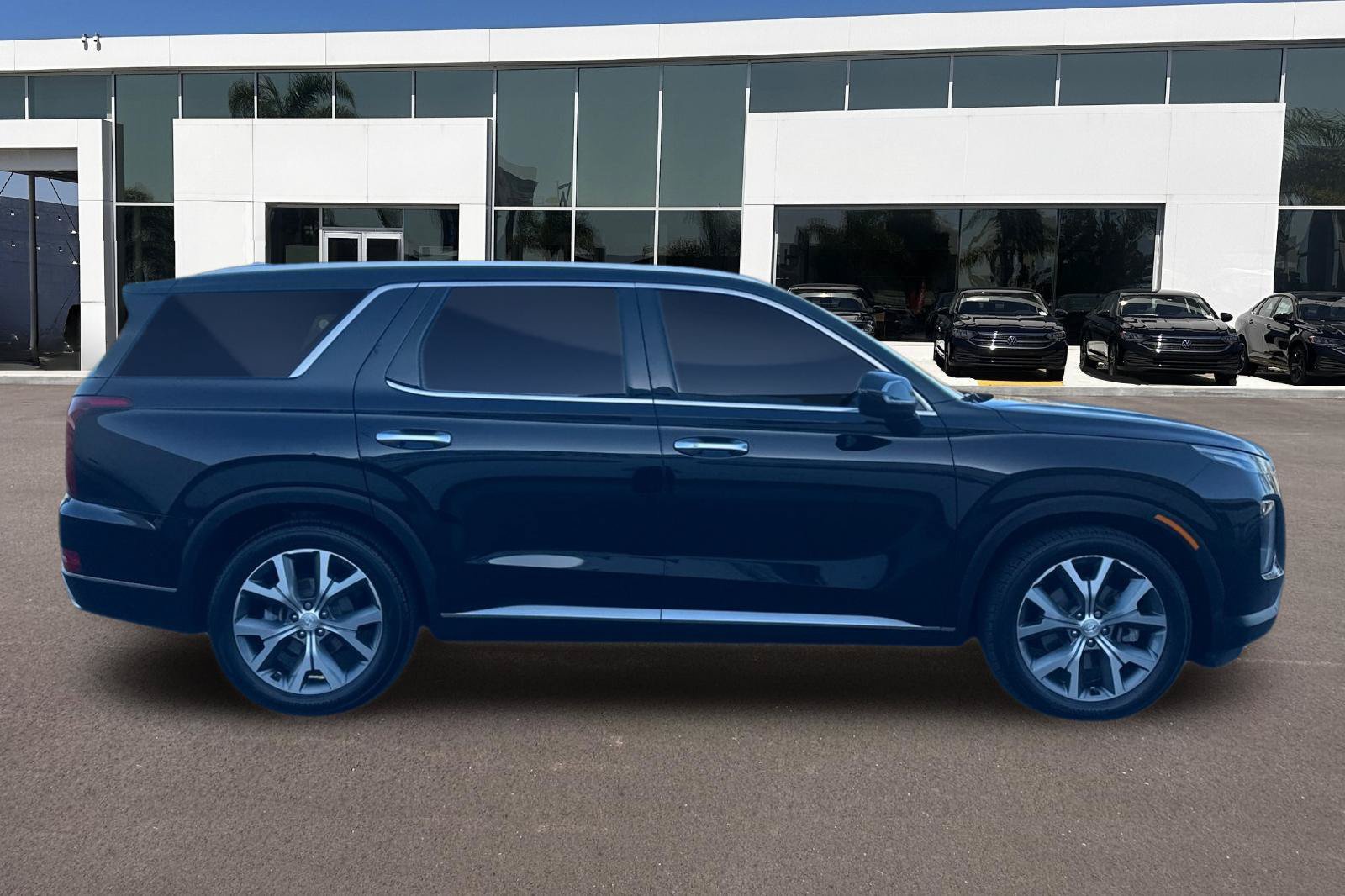 Used 2021 Hyundai Palisade SEL w/ Cargo Package AWD/4WD image 2