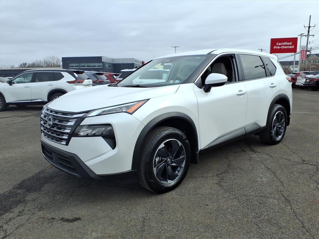 Used 2025 Nissan Rogue SV image 8