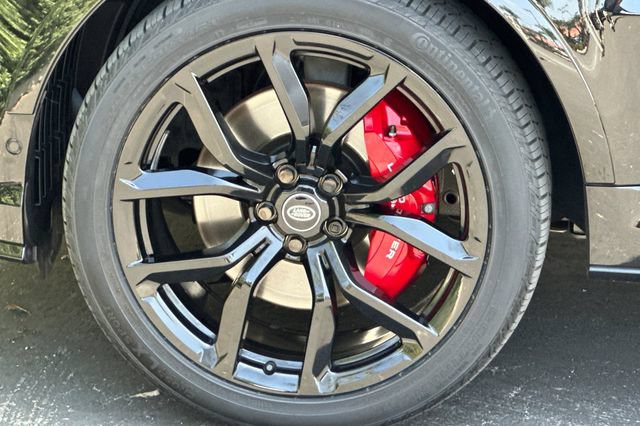 Certified 2022 Land Rover Range Rover Sport SVR AWD/4WD image 25