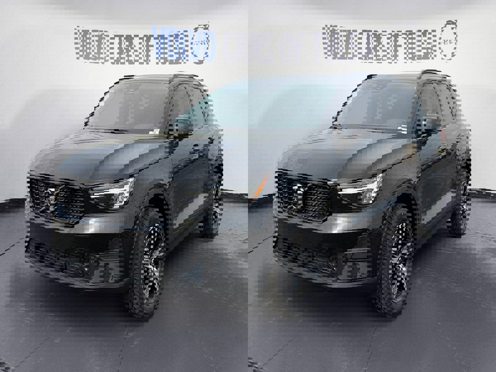 New 2026 Volvo XC40 B5 Core