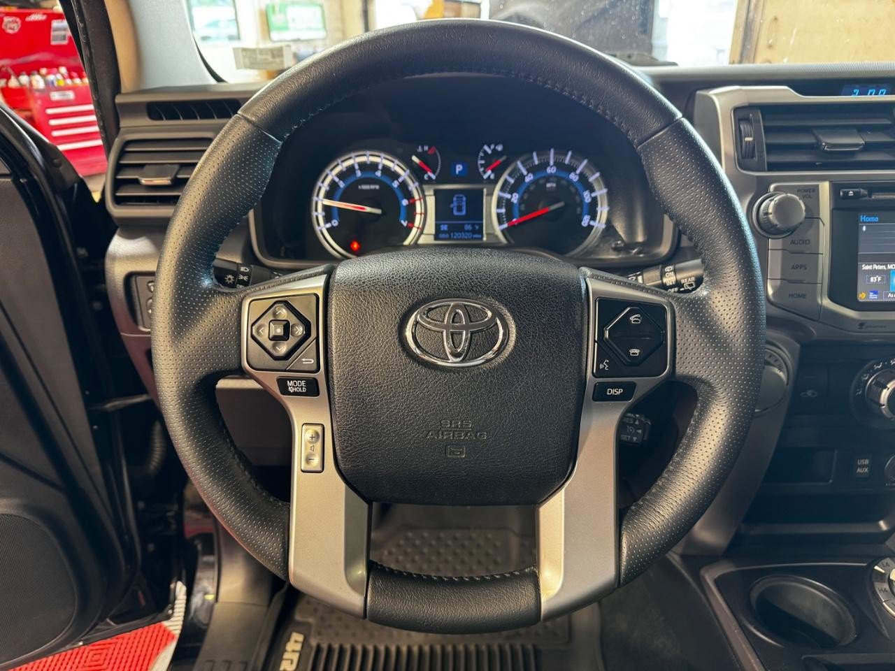 Used 2016 Toyota 4Runner SR5 Premium AWD/4WD image 19