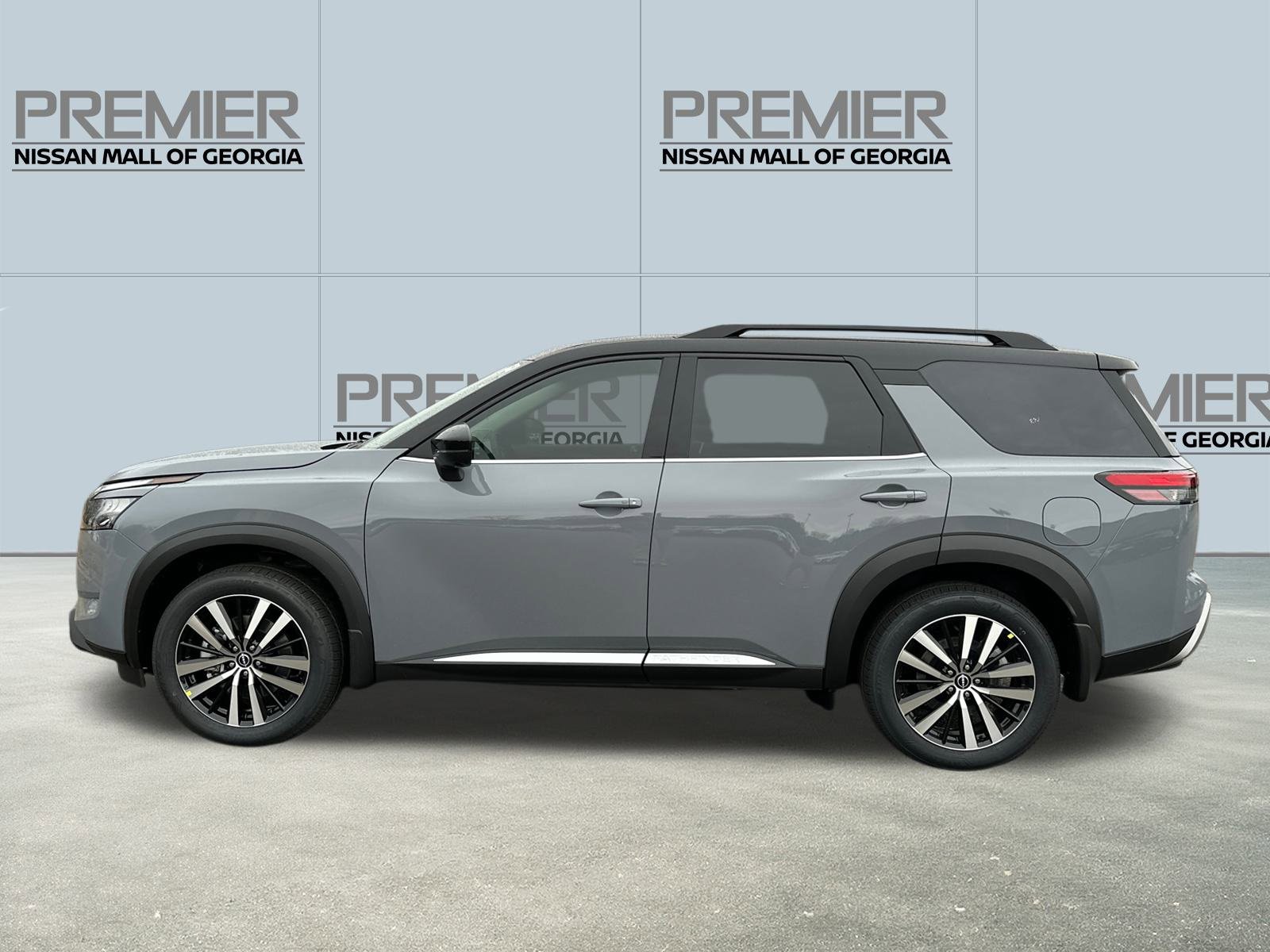 New 2025 Nissan Pathfinder Platinum image 8