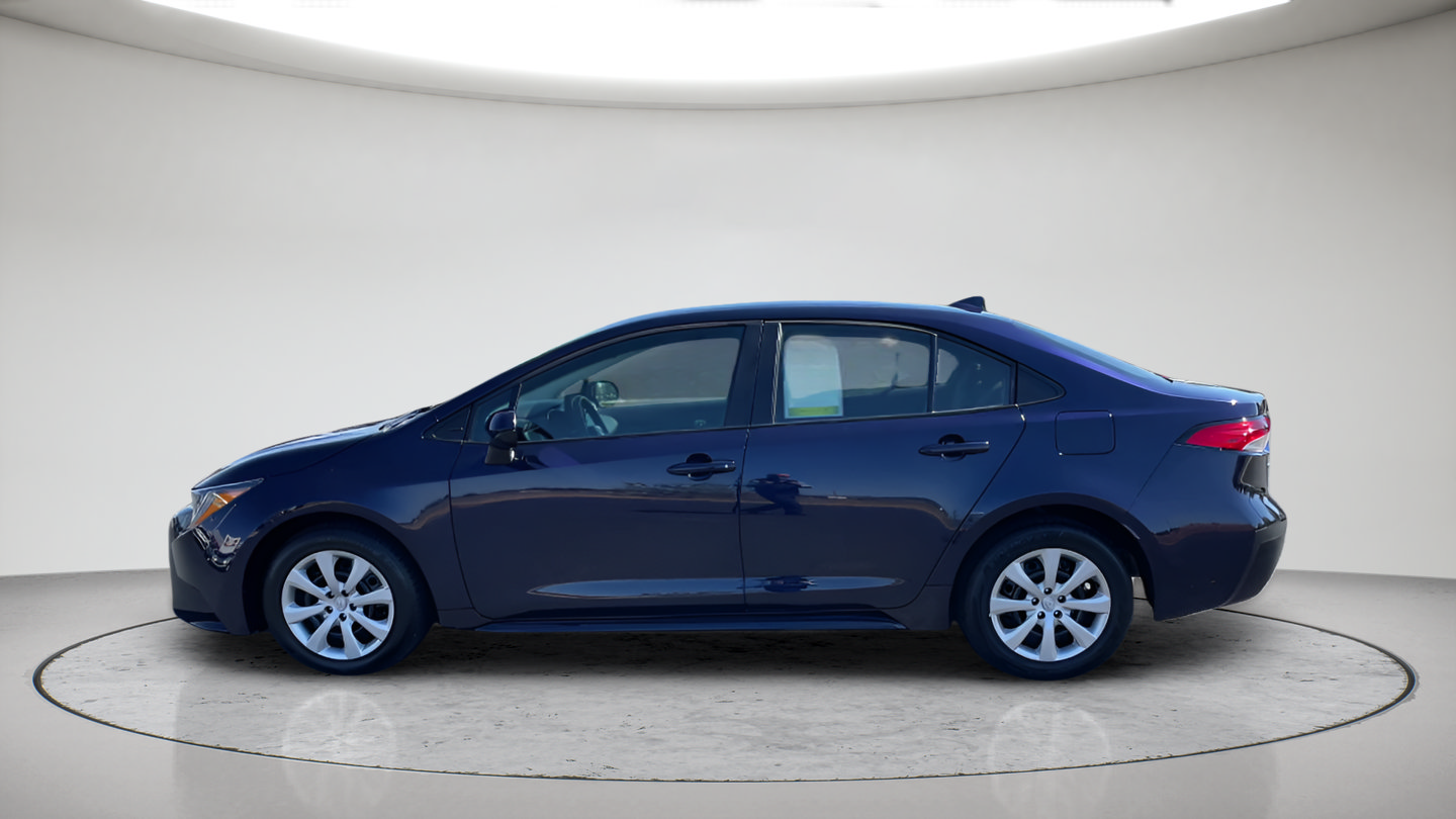 Certified 2025 Toyota Corolla LE FWD image 11
