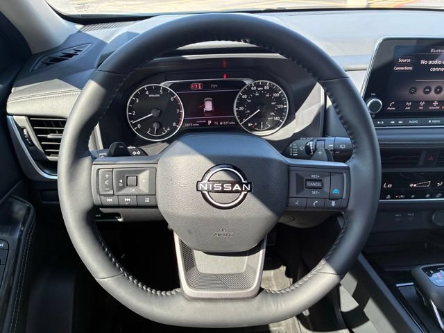 Certified 2026 Nissan Rogue Dark Armor FWD image 14