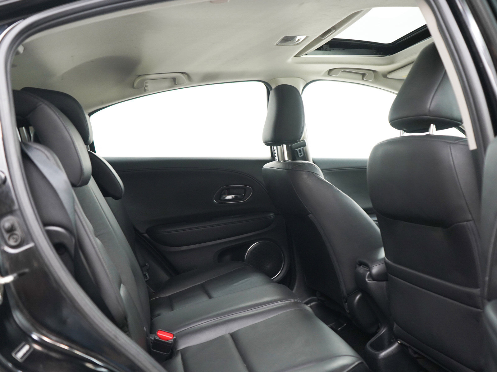 Used 2016 Honda HR-V EX-L image 12