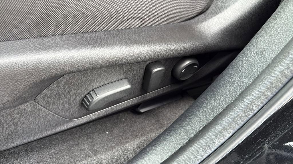 Certified 2024 Subaru Crosstrek 2.5i Sport image 13