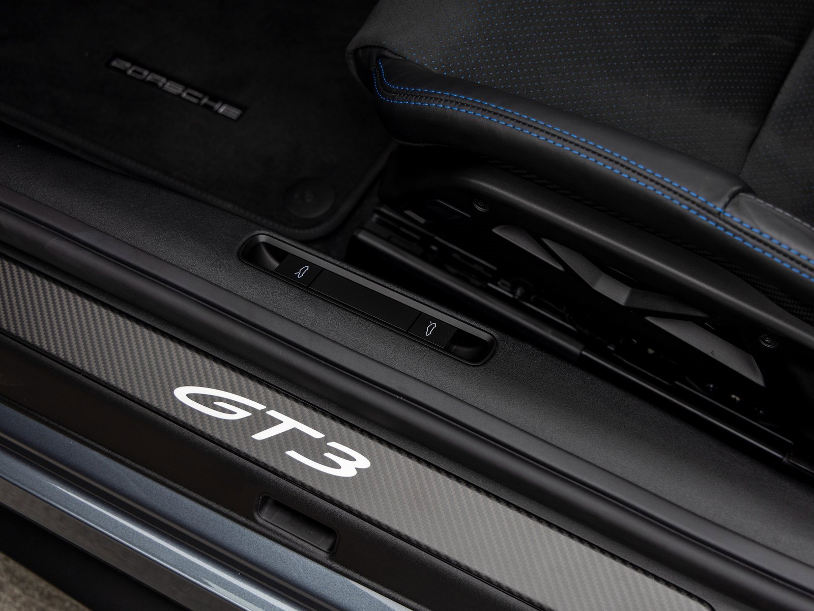 Certified 2026 Porsche 911 GT3 image 32