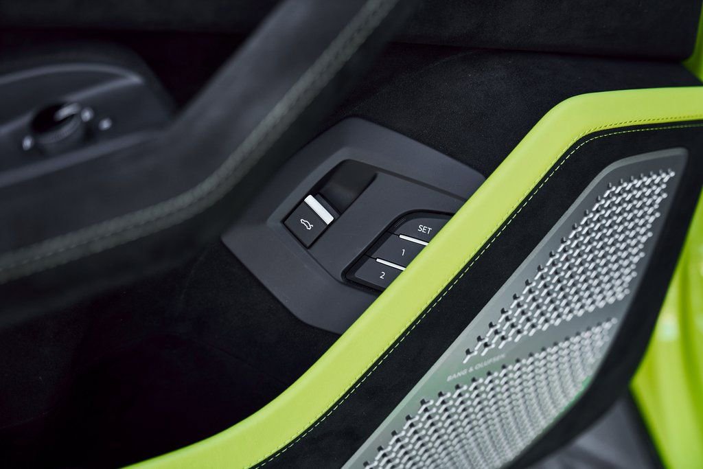 Used 2024 Lamborghini Urus Performante image 38