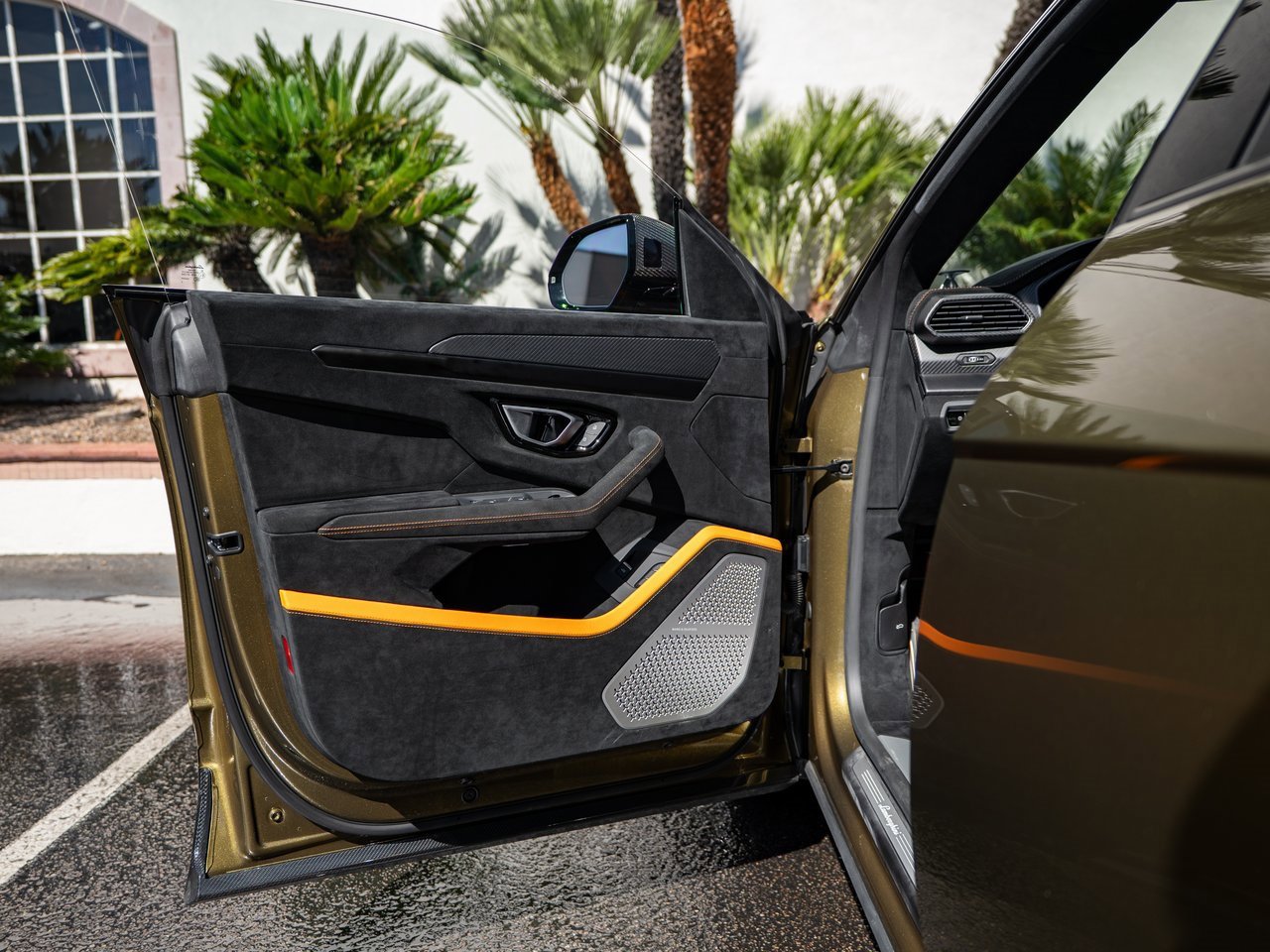 Used 2023 Lamborghini Urus Performante image 21