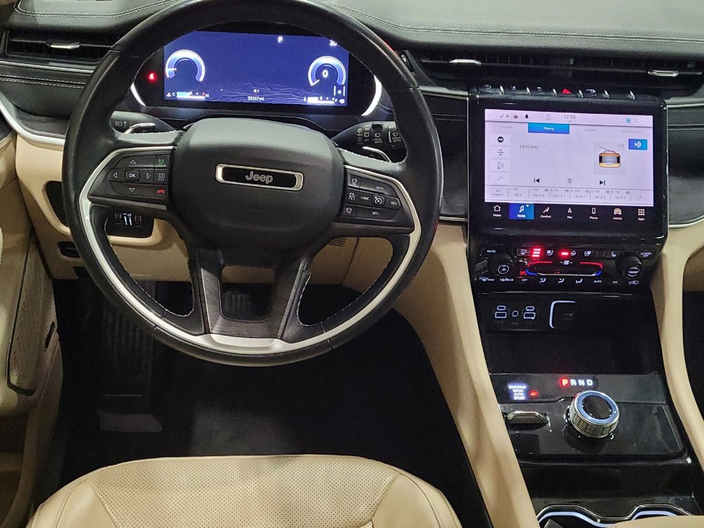 Used 2021 Jeep Grand Cherokee L Limited w/ Luxury Tech Group II image 22