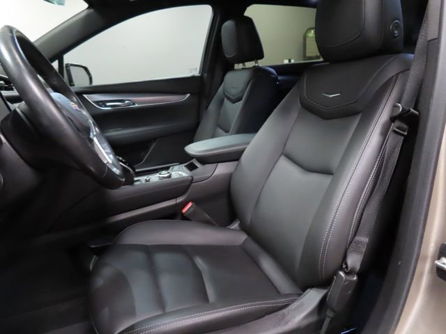 Certified 2022 Cadillac XT5 Luxury FWD image 18